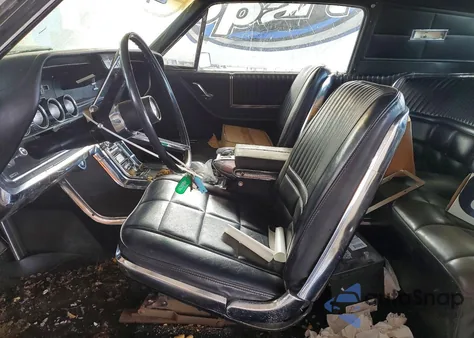 1966 Ford Thunderbir z USA, uszkodzony, nr VIN 6Y81Z127220